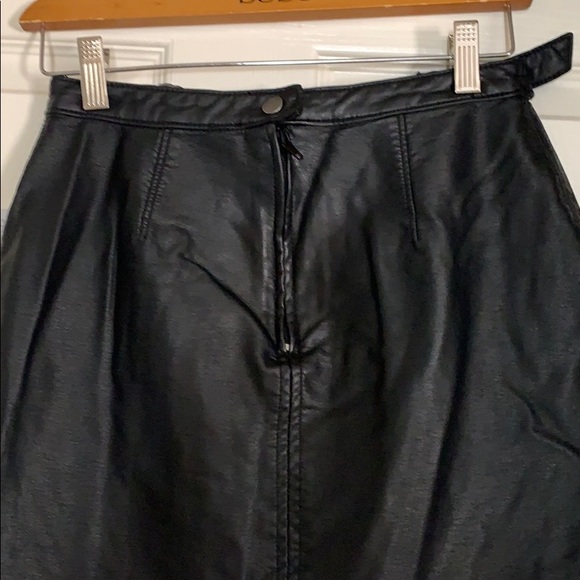 Nwt free people faux leather skirt - Picture 6 of 8